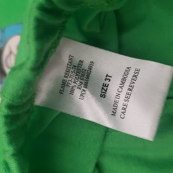 Tomas & Train PJ's - Picture 3 of 5